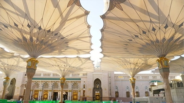 April Umrah Package